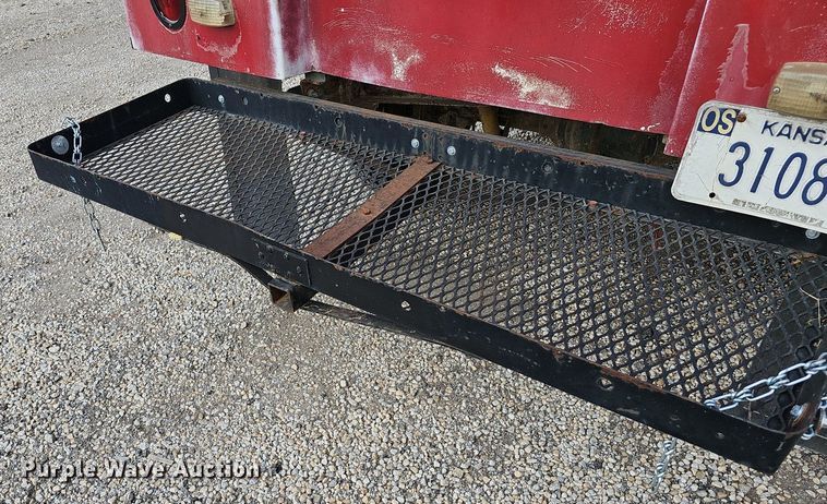 image for item DQ5150 1994 Chevrolet C2500 animal control pickup truck