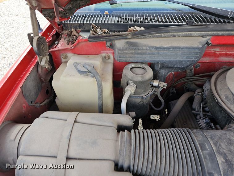 image for item DQ5150 1994 Chevrolet C2500 animal control pickup truck