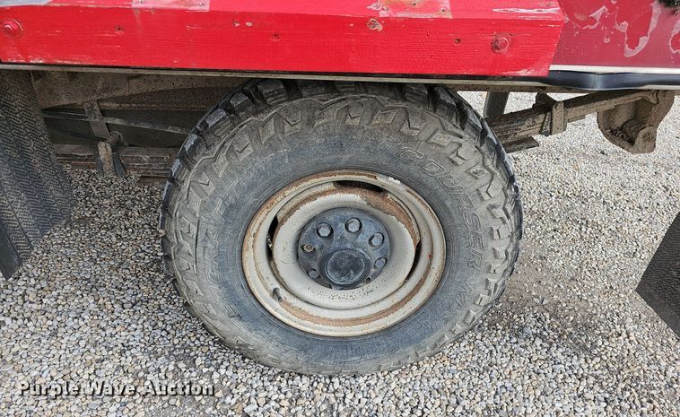 image for item DQ5150 1994 Chevrolet C2500 animal control pickup truck