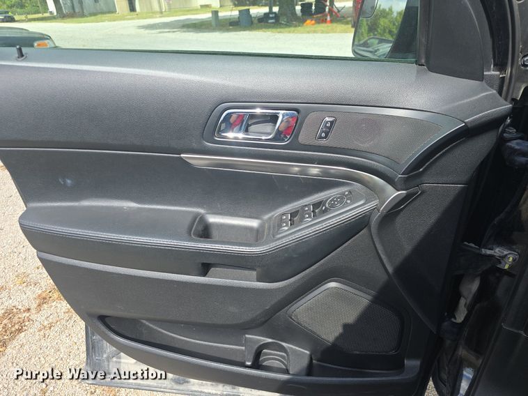 image for item DQ5151 2017 Ford Explorer Police Interceptor SUV