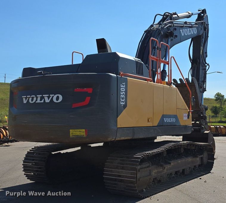 image for item DR4470 2018 Volvo  EC350EL excavator