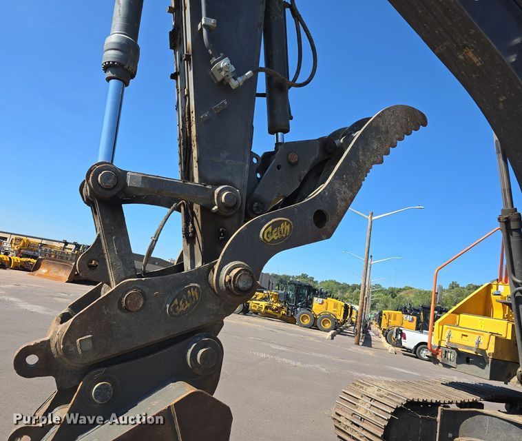 image for item DR4470 2018 Volvo  EC350EL excavator