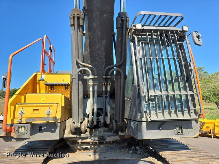 image for item DR4470 2018 Volvo  EC350EL excavator