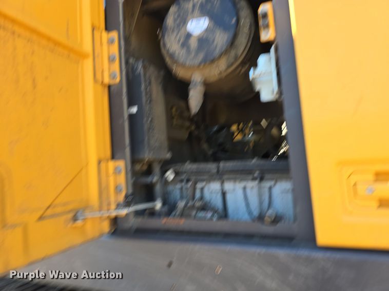 image for item DR4470 2018 Volvo  EC350EL excavator