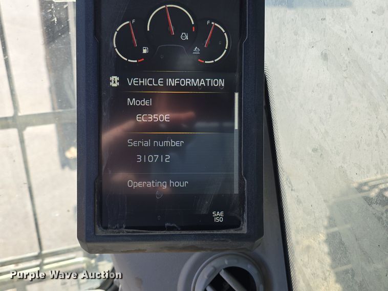 image for item DR4470 2018 Volvo  EC350EL excavator