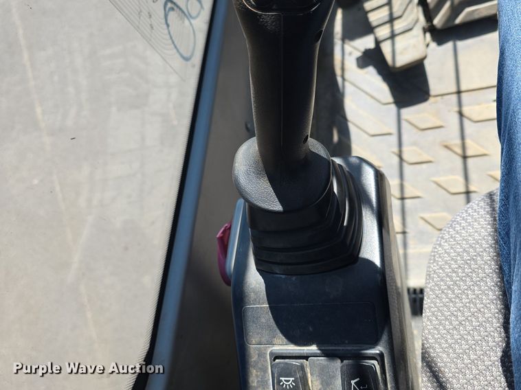 image for item DR4470 2018 Volvo  EC350EL excavator