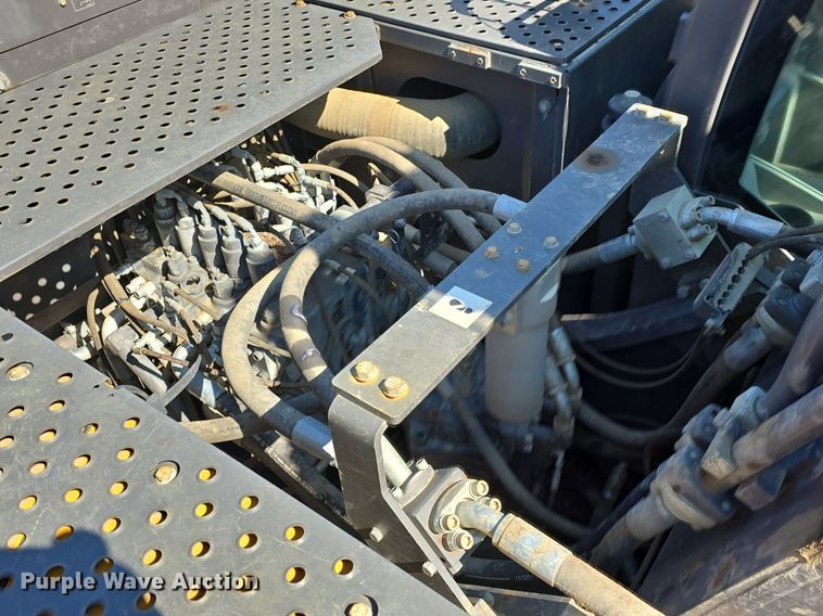 image for item DR4470 2018 Volvo  EC350EL excavator