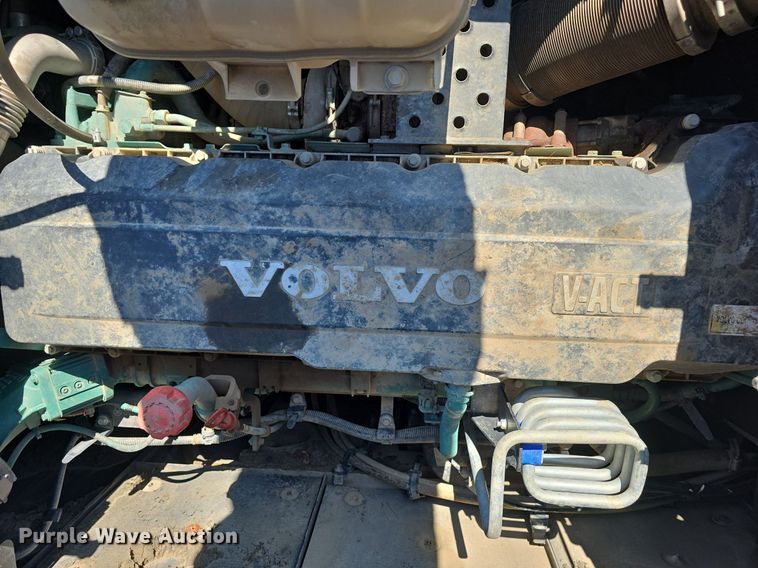 image for item DR4470 2018 Volvo  EC350EL excavator