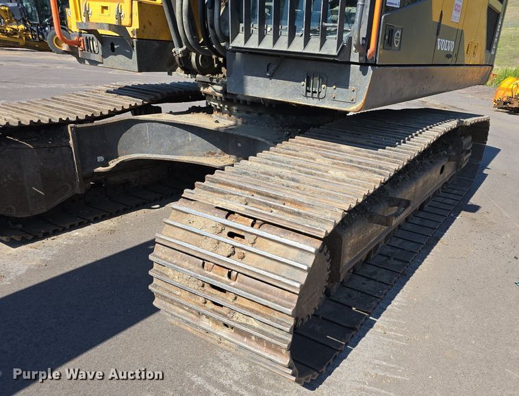 image for item DR4470 2018 Volvo  EC350EL excavator