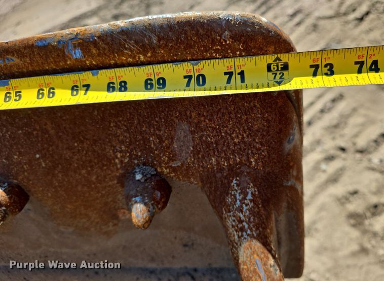 image for item DR4470 2018 Volvo  EC350EL excavator