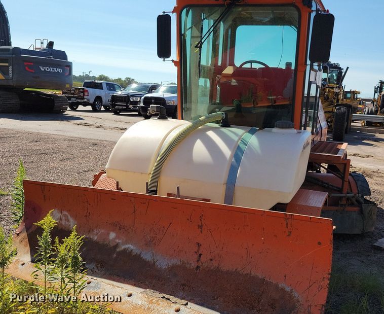 image for item DR4471 2011 Broce  RCT 350 broom