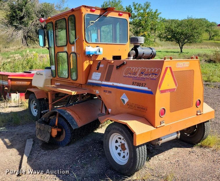 image for item DR4471 2011 Broce  RCT 350 broom