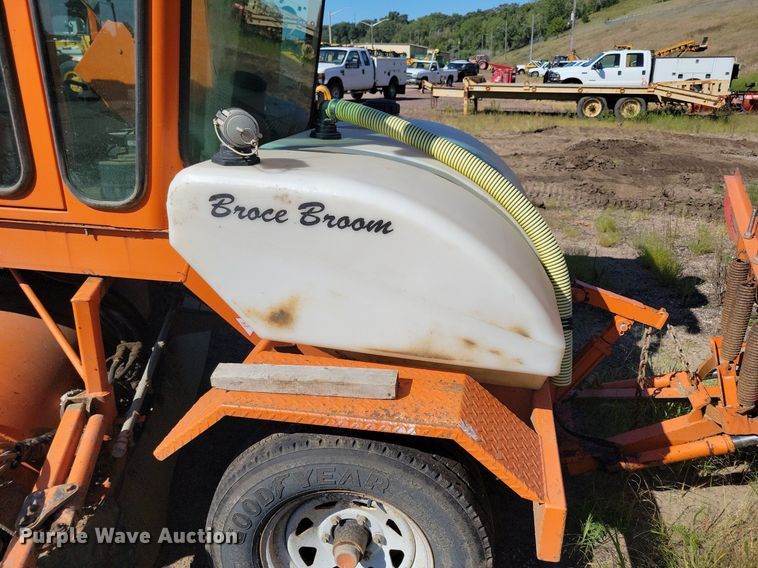 image for item DR4471 2011 Broce  RCT 350 broom