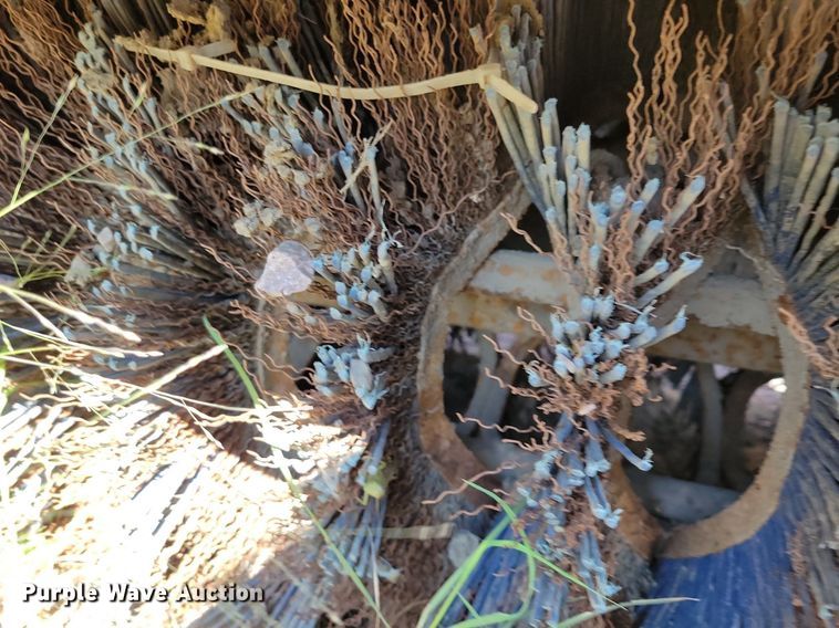 image for item DR4471 2011 Broce  RCT 350 broom