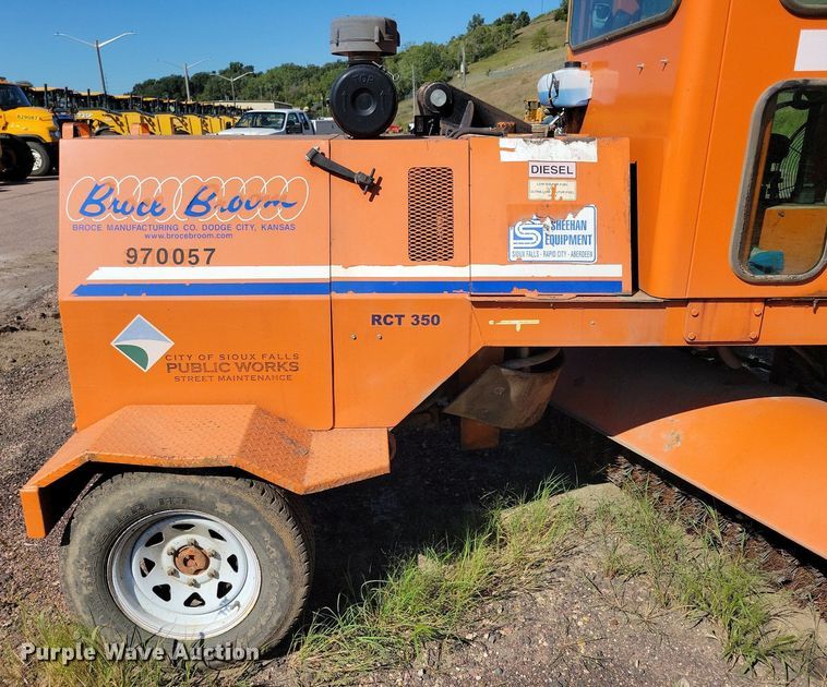 image for item DR4471 2011 Broce  RCT 350 broom