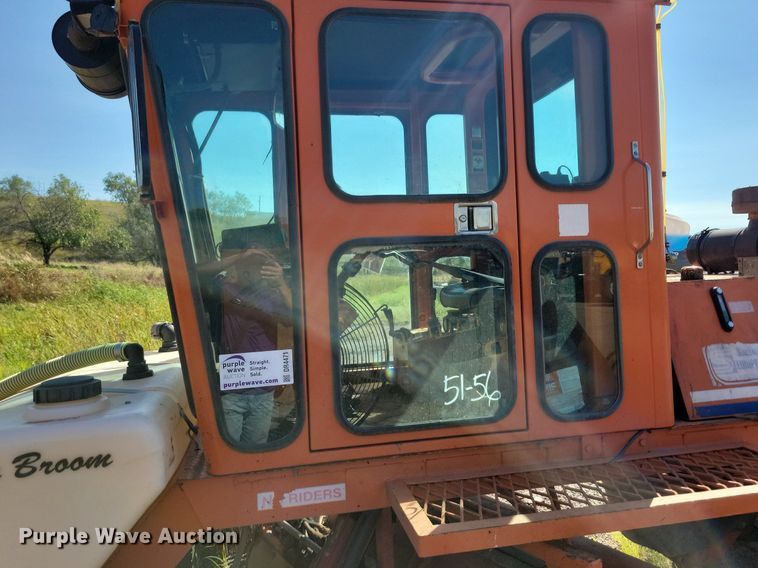 image for item DR4471 2011 Broce  RCT 350 broom