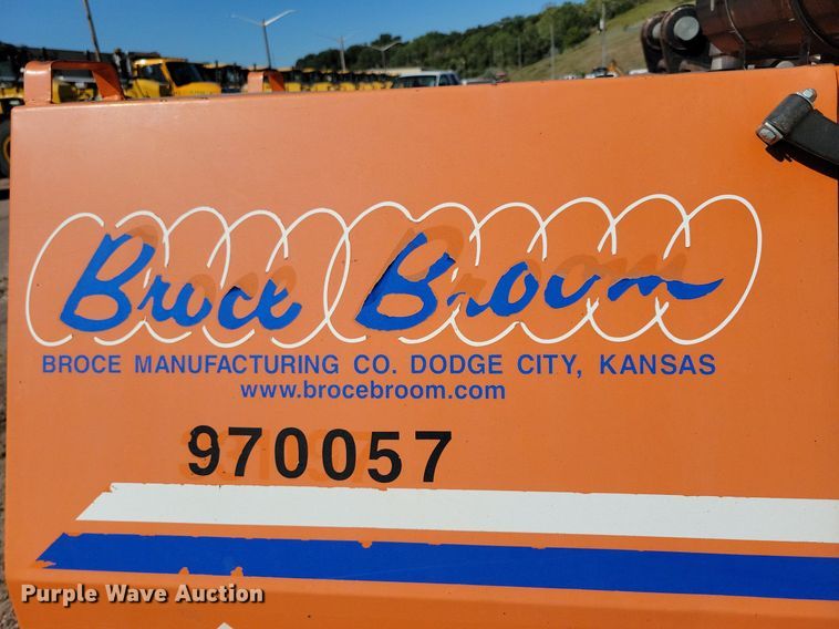 image for item DR4471 2011 Broce  RCT 350 broom