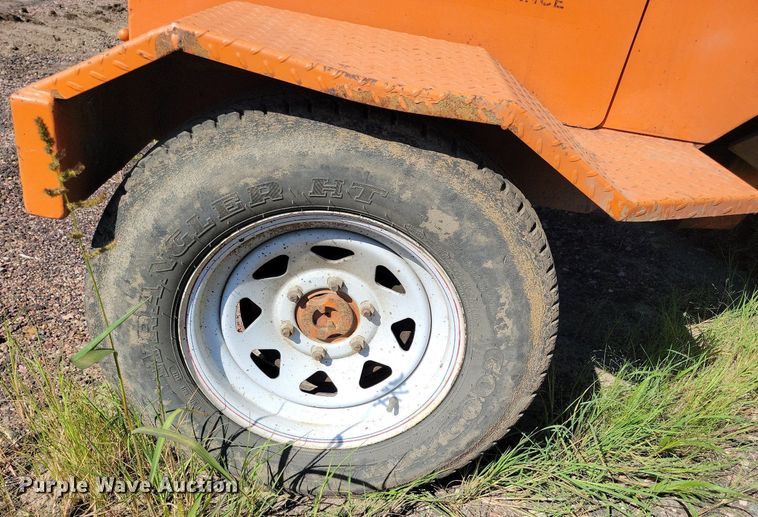 image for item DR4471 2011 Broce  RCT 350 broom