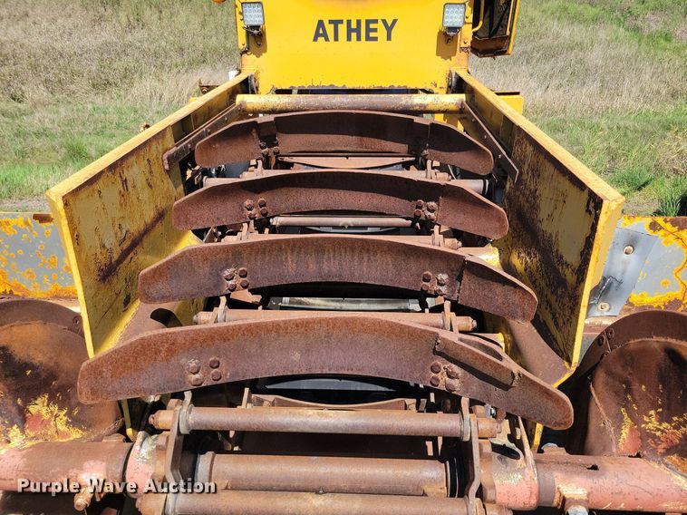 image for item DR4473 1980 Athey 7-12D windrow elevator