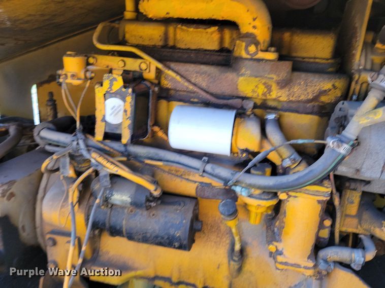 image for item DR4473 1980 Athey 7-12D windrow elevator