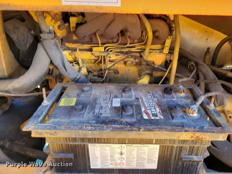 image for item DR4473 1980 Athey 7-12D windrow elevator