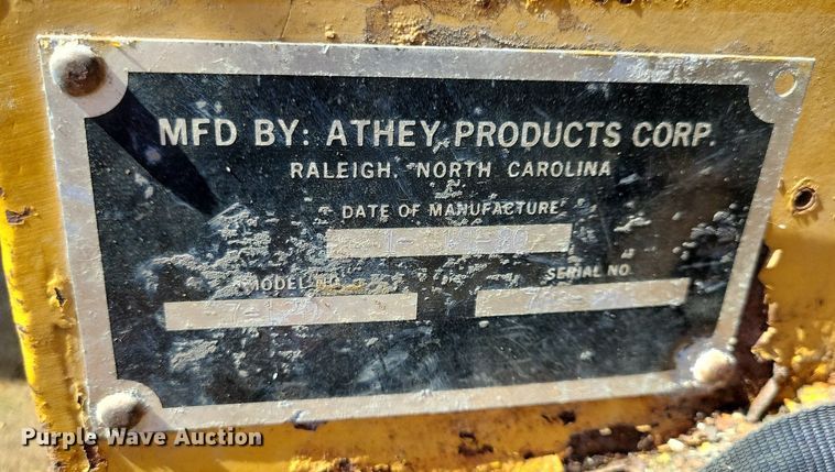 image for item DR4473 1980 Athey 7-12D windrow elevator