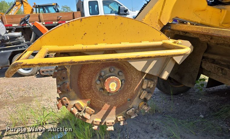 image for item DR4474 2014 Vermeer  SC802 stump grinder