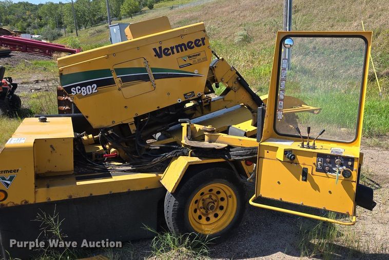 image for item DR4474 2014 Vermeer  SC802 stump grinder