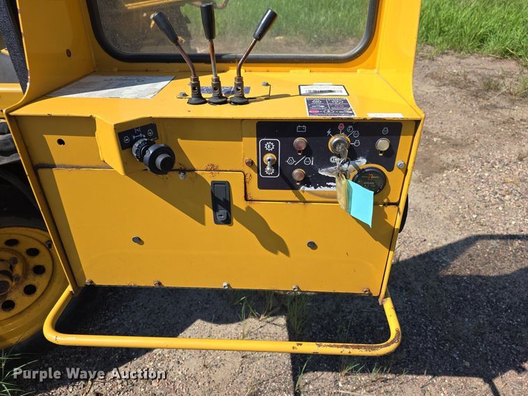 image for item DR4474 2014 Vermeer  SC802 stump grinder