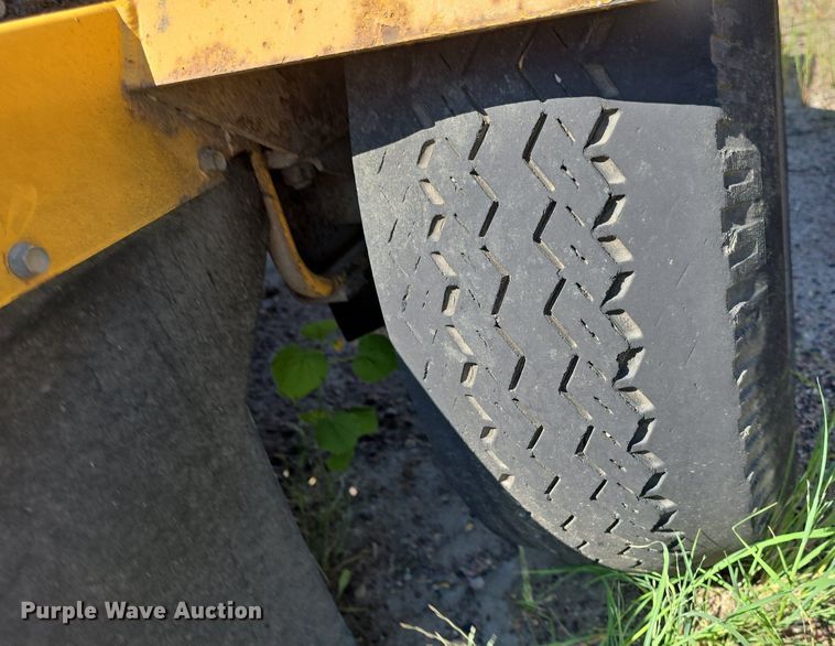 image for item DR4474 2014 Vermeer  SC802 stump grinder