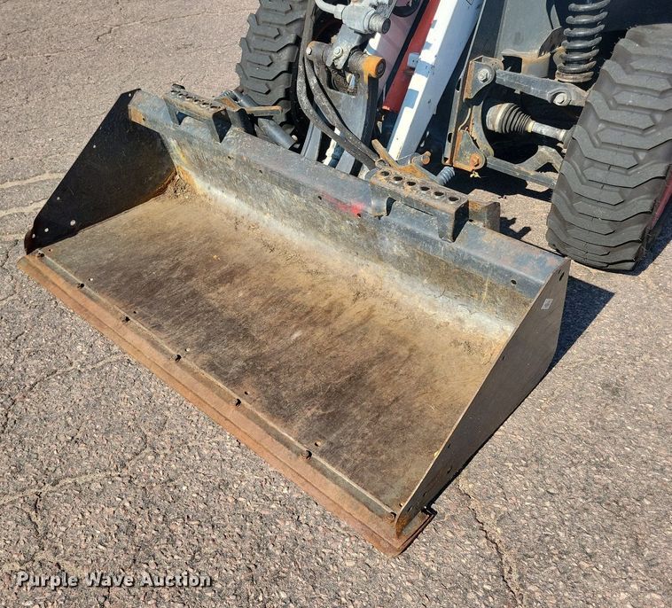 image for item DR4476 2016 Bobcat 5600 utility vehicle