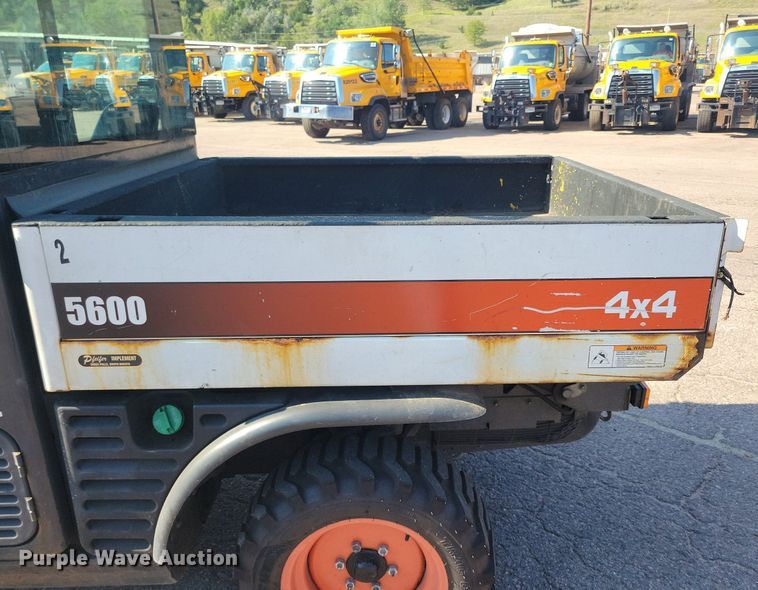 image for item DR4476 2016 Bobcat 5600 utility vehicle