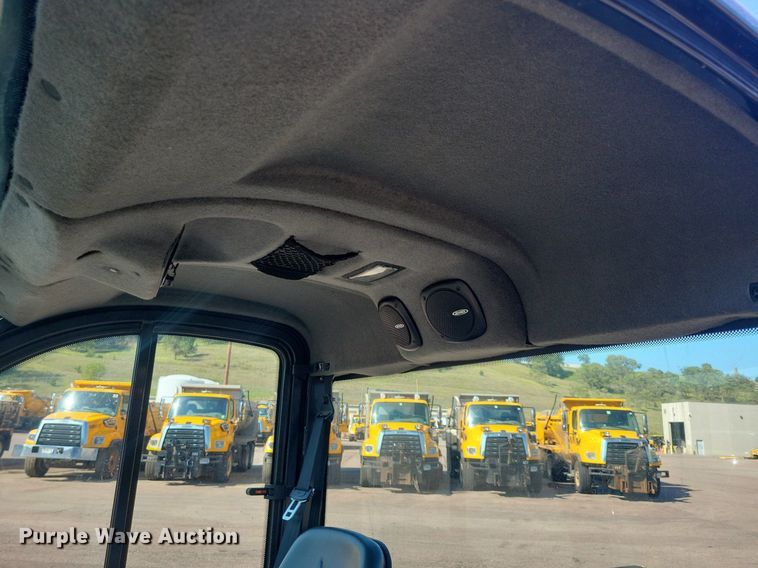 image for item DR4476 2016 Bobcat 5600 utility vehicle