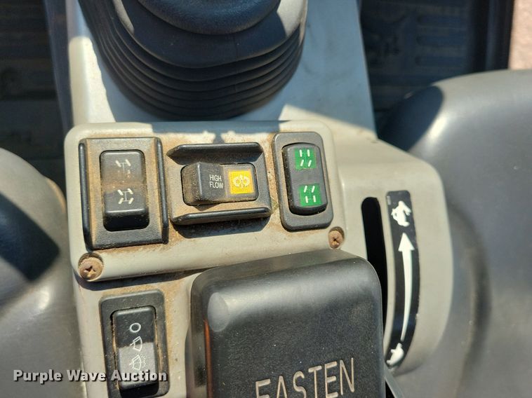 image for item DR4476 2016 Bobcat 5600 utility vehicle