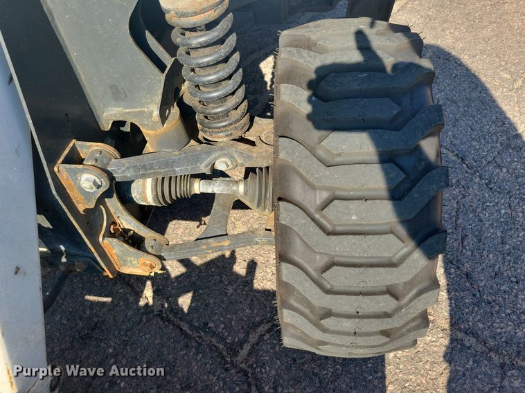 image for item DR4476 2016 Bobcat 5600 utility vehicle