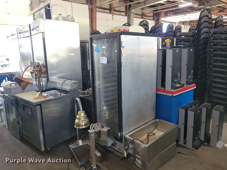 image for item DR4488 Restaurant equipment 