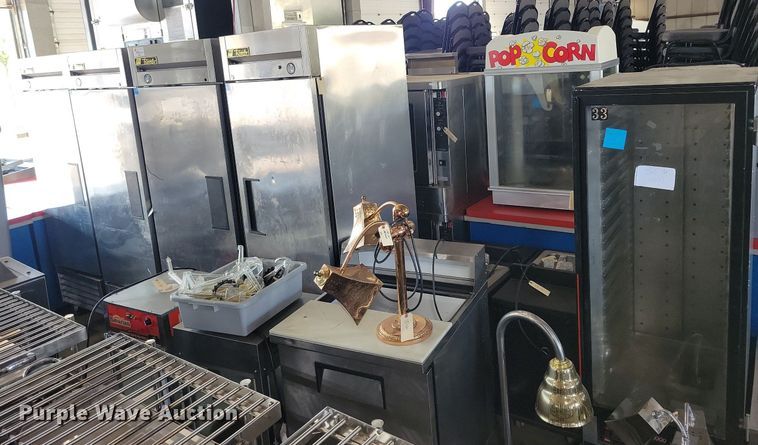 image for item DR4488 Restaurant equipment 