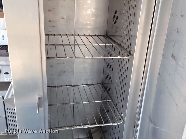 image for item DR4488 Restaurant equipment 