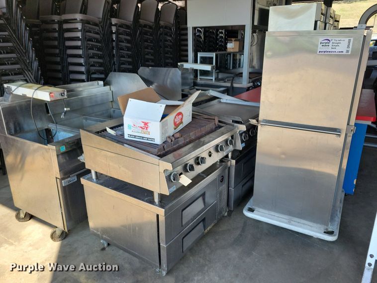 image for item DR4488 Restaurant equipment 