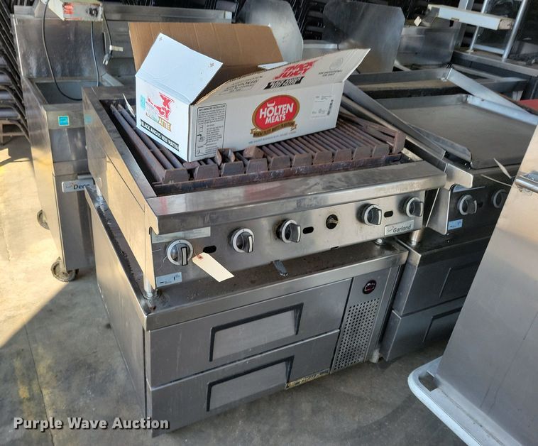 image for item DR4488 Restaurant equipment 