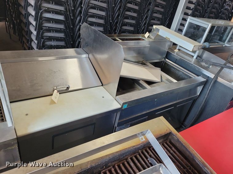 image for item DR4488 Restaurant equipment 