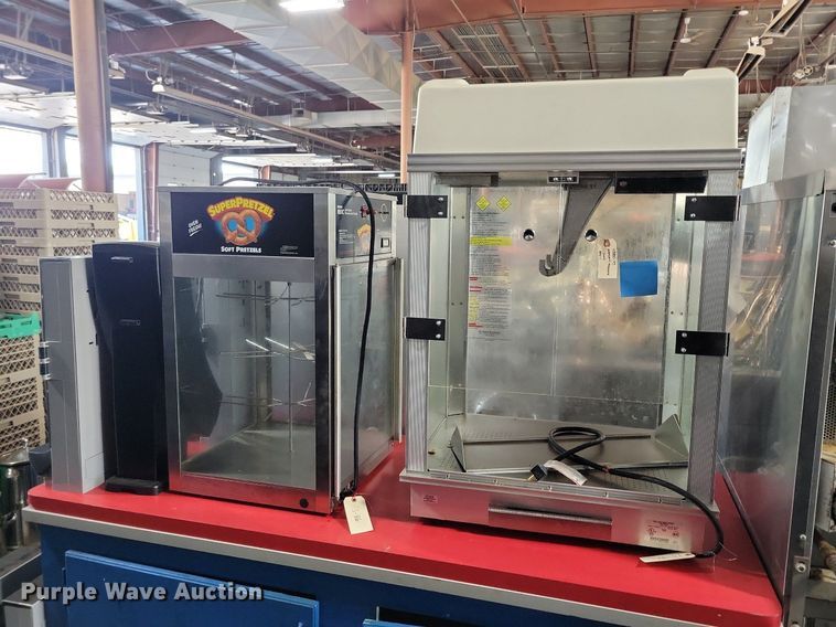 image for item DR4488 Restaurant equipment 