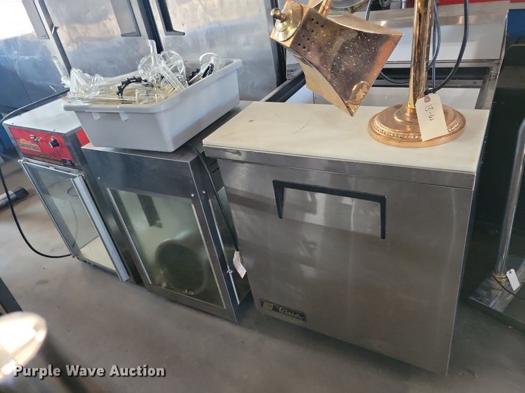 image for item DR4488 Restaurant equipment 