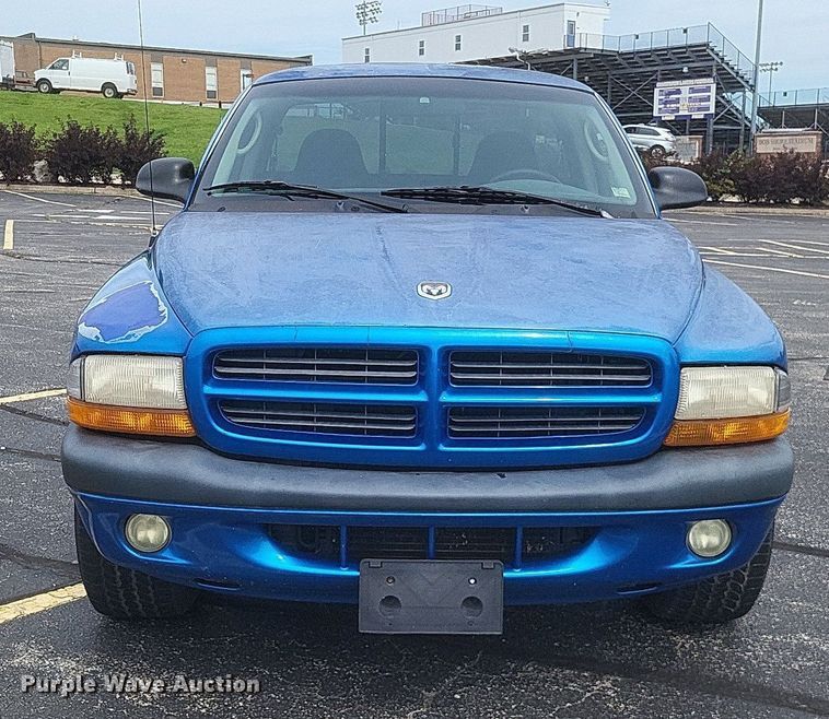 image for item DR4867 2001 Dodge  Dakota Sport pickup truck