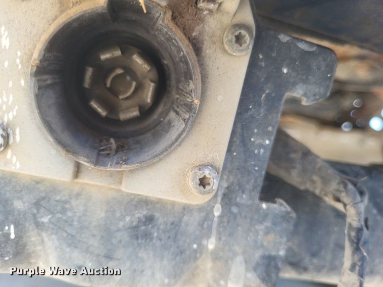 image for item DR4993 2005 Ford  F250 Super Duty XL pickup truck