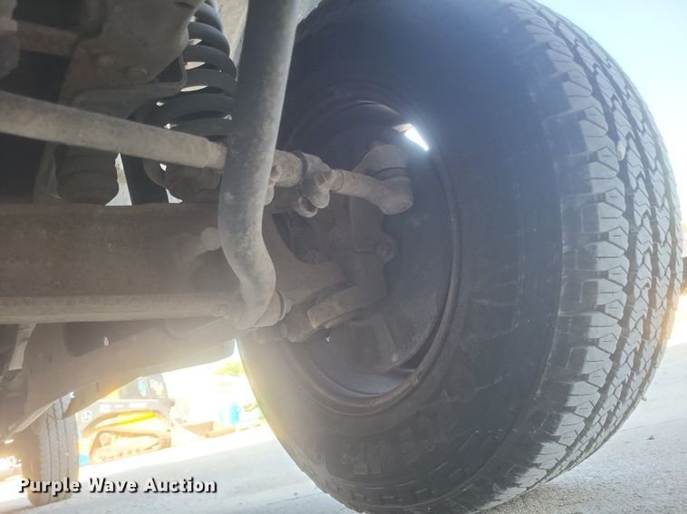 image for item DR4993 2005 Ford  F250 Super Duty XL pickup truck