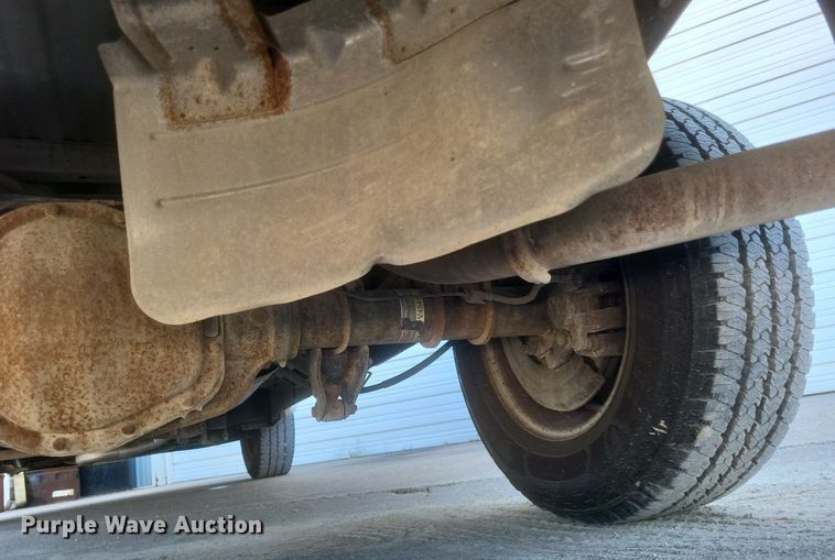 image for item DR4993 2005 Ford  F250 Super Duty XL pickup truck