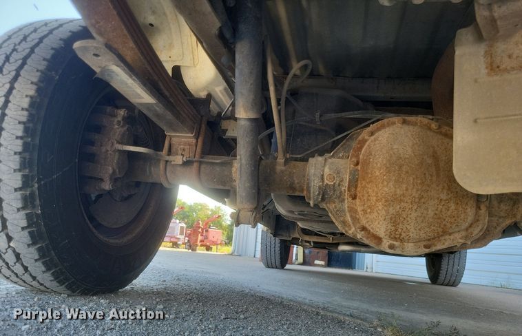 image for item DR4993 2005 Ford  F250 Super Duty XL pickup truck