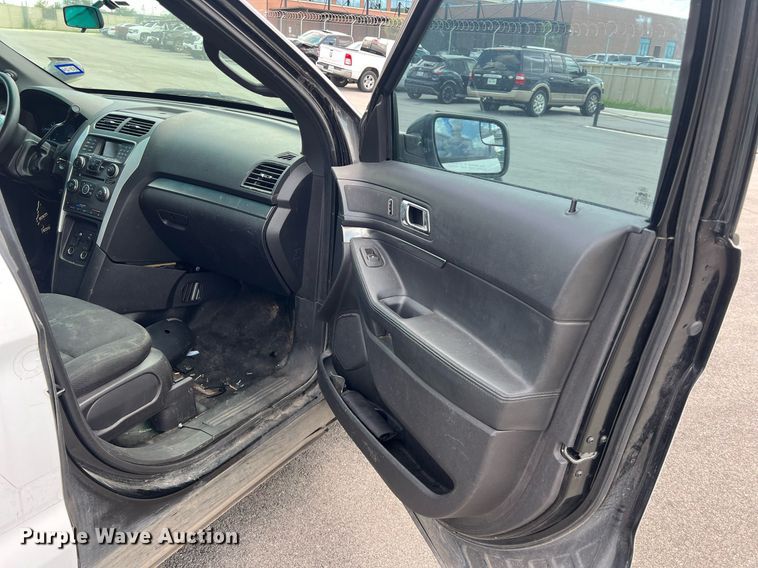 image for item DS3126 2015 Ford Explorer Police Interceptor SUV