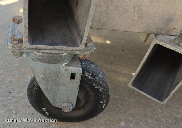 image for item DS4786 Genie PLC-30 vertical lift